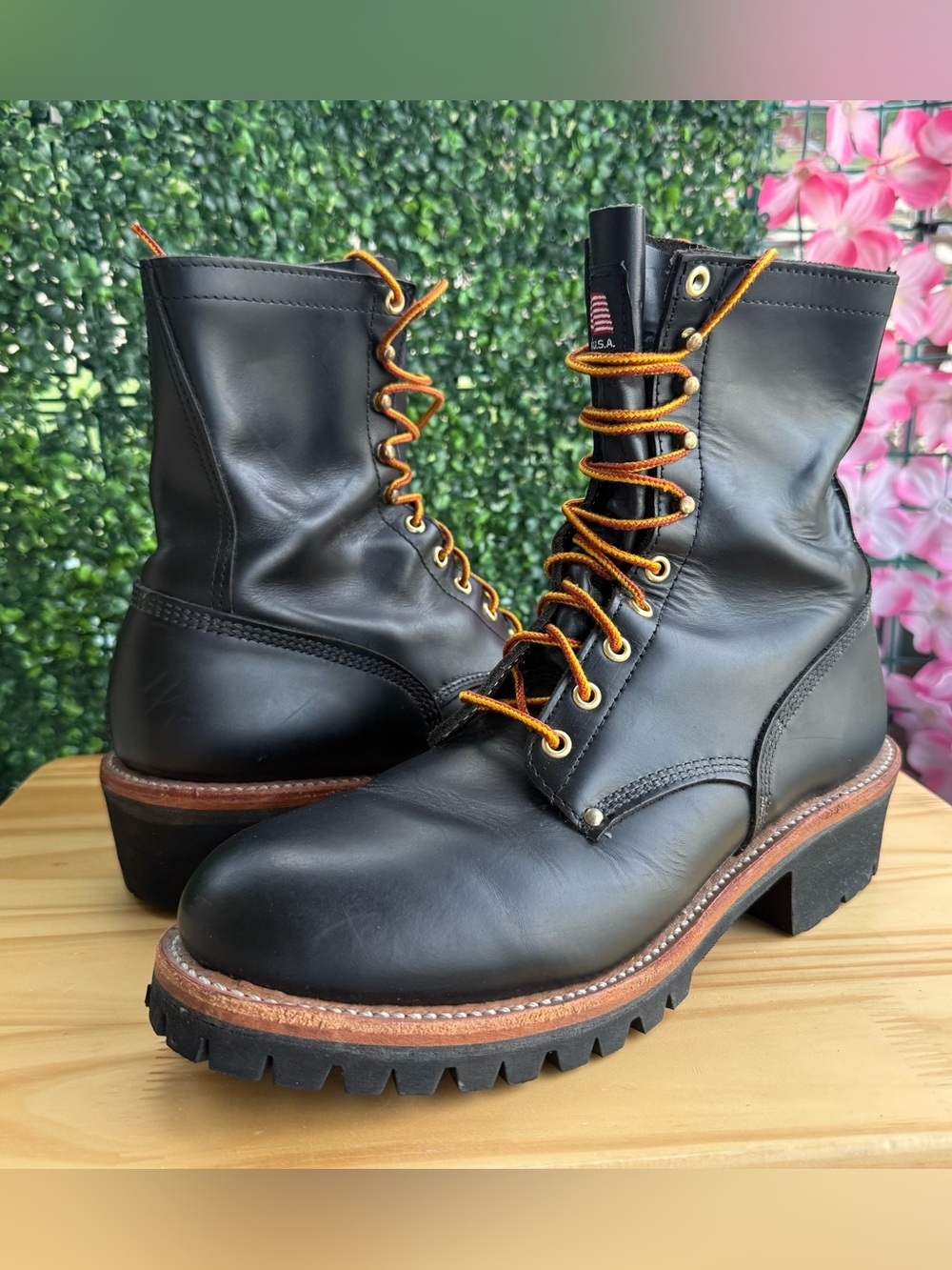 Chippewa 9725 Men’s 11D USA Leather Logger Boots Vibram